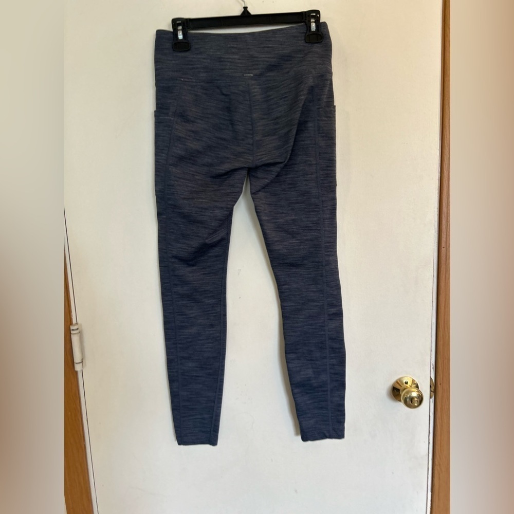 Mondetta performance luxury small blue side pocket leggings